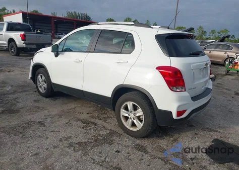 2021 Chevrolet Trax Awd Lt z USA, uszkodzony, nr VIN KL7CJPSB1MB359382